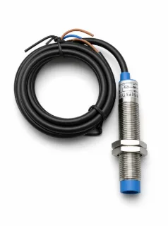 Pepperl+Fuchs NJ4-12GM40-E2-10M Czujnik indukcyjny PNP NO M12 kabel 10 m