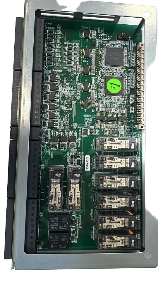 Okuma MF-EC1 I/O Board A911-3605 / 1911-3605